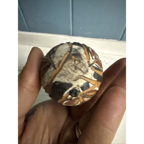 Vintage Handmade Carved brown Hanging 3" Small Vase Jar Native maybe peruvian - Picture 6 of 7